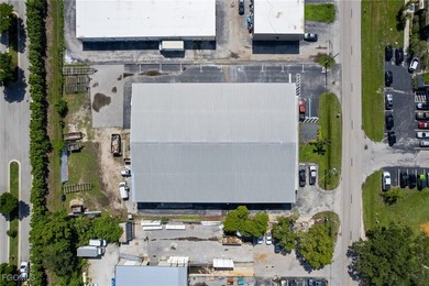 THE LEFT SIDE OF THE BUILDING IS UNDER CONTRACT AND WE ARE - photo 15