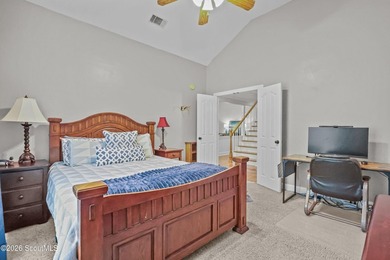 Freshly renovated and offering the rare combination of space - photo 17