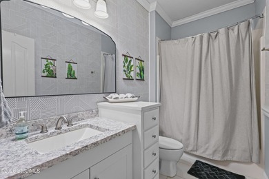 Freshly renovated and offering the rare combination of space - photo 18