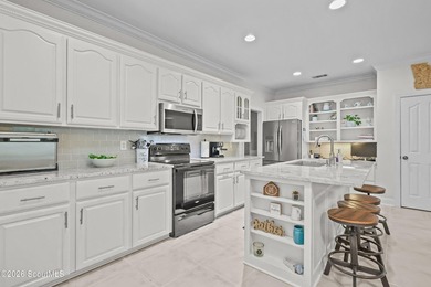 Freshly renovated and offering the rare combination of space - photo 26