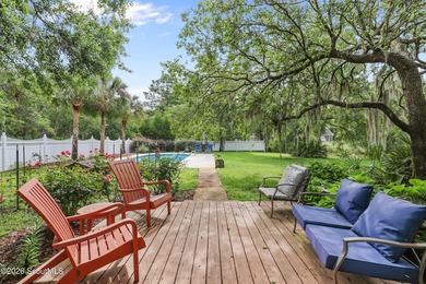 Freshly renovated and offering the rare combination of space - photo 44