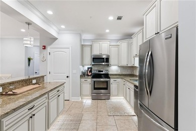 Beautifully maintained FULLY FURNISHED coastal townhome with - photo 4