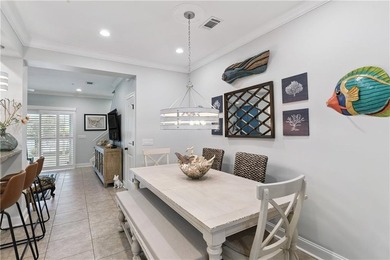 Beautifully maintained FULLY FURNISHED coastal townhome with - photo 9