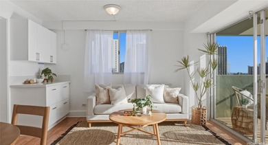 Welcome to your remodeled sanctuary in the sky, at Waikiki Park - photo 3