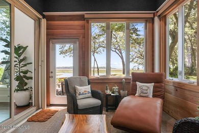 Experience quiet, coastal luxury on .85 acres of waterfront - photo 6