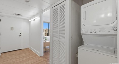 Welcome to your remodeled sanctuary in the sky, at Waikiki Park - photo 9