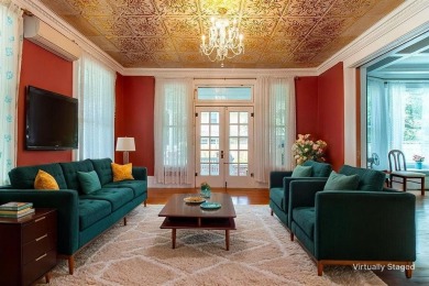 Historic Elegance Meets Modern Convenience in Waco,TX

Step