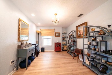 Welcome to this beautiful 3 bedroom/2 bath pool home locatated - photo 13