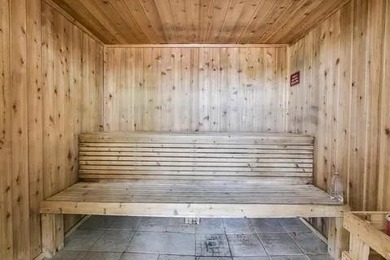 Rentals Allowed!! Updated 1st floor unit this might be the best - photo 17