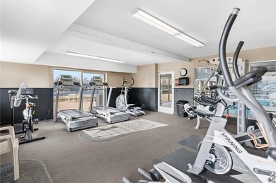 Rentals Allowed!! Updated 1st floor unit this might be the best - photo 18