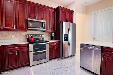 You've found your DREAM HOME in a PRIME location! Absolutely - photo 21