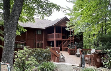 (private lake, pond, creek) Condo For Sale in Lake Toxaway North Carolina