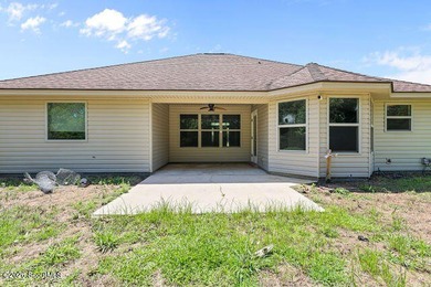 A welcoming three-bedroom, two-bath vinyl-sided home combines - photo 33