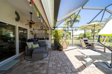 Welcome to this beautiful 3 bedroom/2 bath pool home locatated - photo 33
