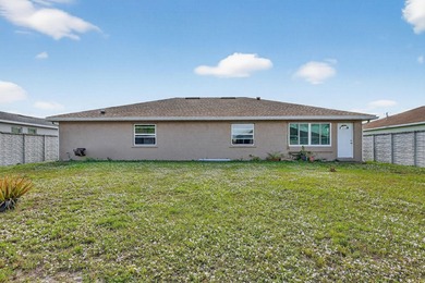Welcome to this beautifully maintained home offering 3 bedrooms - photo 33