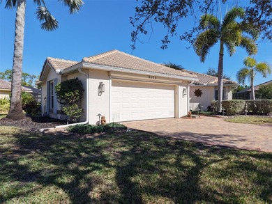 Welcome to this beautiful 3 bedroom/2 bath pool home locatated - photo 39