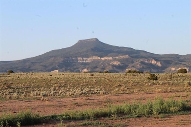 When you have a place that has majestic views in 360, you wonder - photo 5