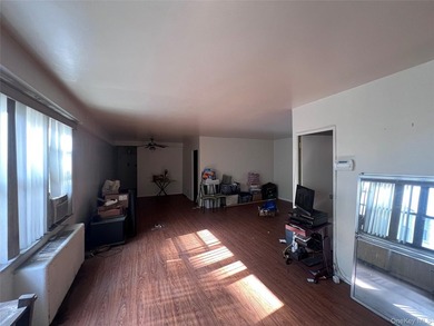 Located in a landmark mid-century building on the historic Grand - photo 3
