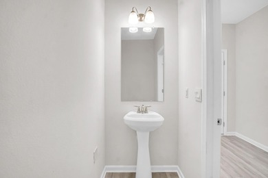 Ready to move in, this home is conveniently located just moments - photo 5