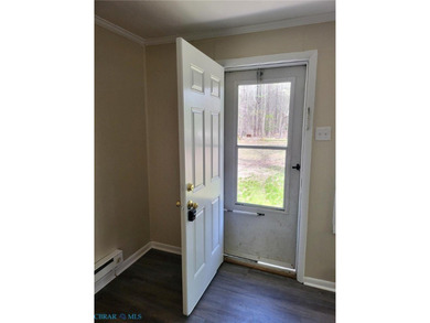 WOW! Yes you can own a 2 bedroom, bath cottage in Newport News - photo 5