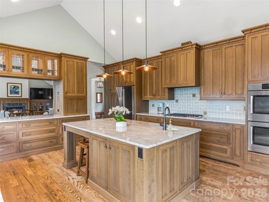Rarely does a home of this caliber become available in Lakeview - photo 9