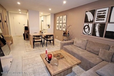 STUNNING THE FOUNTAINS-Clove road Modern sophistication and - photo 3