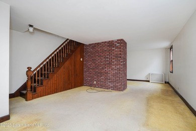 CHARMING FULLY DETACHED HOME IN PORT RICHMOND - VACANT & READY - photo 5