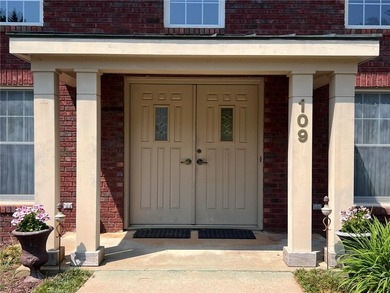 MAJOR PRICE IMPROVEMENT!! Welcome to this beautiful 3 bedroom/3 - photo 5