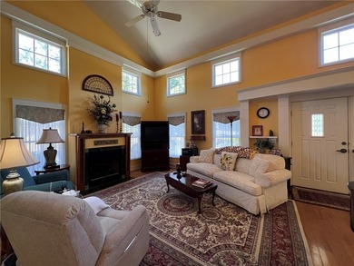 MAJOR PRICE IMPROVEMENT!! Welcome to this beautiful 3 bedroom/3 - photo 9