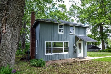 Lake Home For Sale in Stoughton, Wisconsin