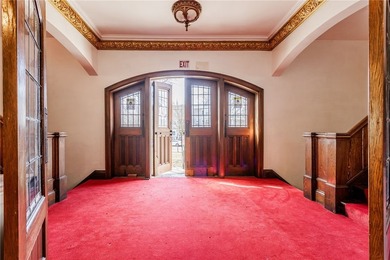 A rare opportunity! Located South East of City Center in the - photo 8