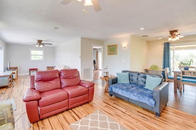 Just minutes from Key West, this open floor plan waterfront home - photo 12