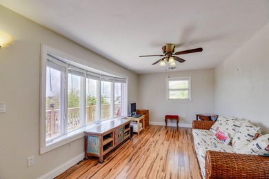 Just minutes from Key West, this open floor plan waterfront home - photo 13