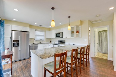 Just minutes from Key West, this open floor plan waterfront home - photo 17