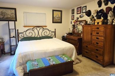Welcome home to this 3 bedroom, 2 bath 1726 sq. ft. house - photo 18