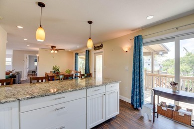 Just minutes from Key West, this open floor plan waterfront home - photo 19
