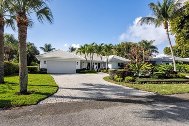 2720 Cardinal Circle, Gulf Stream, Florida: Place Au Soleil, a - photo 3