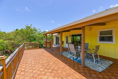 Just minutes from Key West, this open floor plan waterfront home - photo 27
