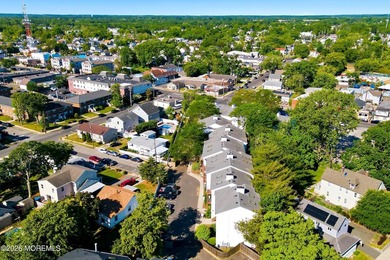 Beautifully updated 1-bedroom condominium in the heart of Lake - photo 29