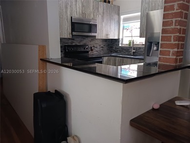 A fantastic, detached DUPLEX/MULTIFAMILY property available - photo 35