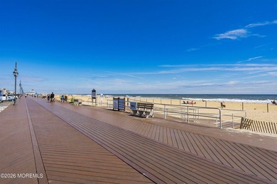 Beautifully updated 1-bedroom condominium in the heart of Lake - photo 35