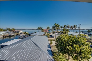 Custom Luxury Island Living! This stunning Matlacha home sits on - photo 37