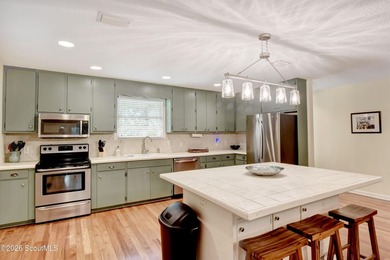 Ideally located on the south end of St. Simons Island, this - photo 7