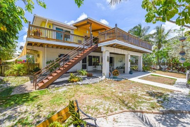 Just minutes from Key West, this open floor plan waterfront home - photo 40