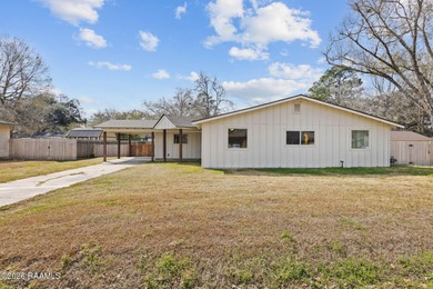 Vermilion River - Lafayette Parrish Home For Sale in Lafayette Louisiana