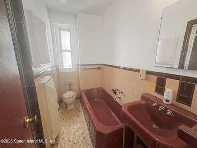 Well maintained two bedroom co-operative building with part-time - photo 7