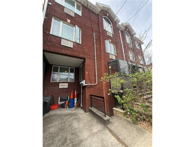 One of a kind all brick multifamily home - Two family - in the - photo 5