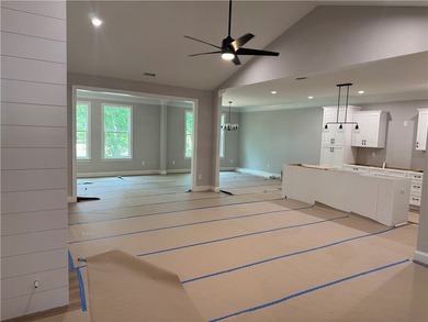 Welcome to golf course living in the highly sought-after Cobb's - photo 9