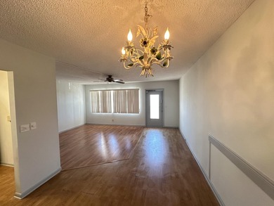 Welcome to this inviting condo in the desirable 55+ gated - photo 10