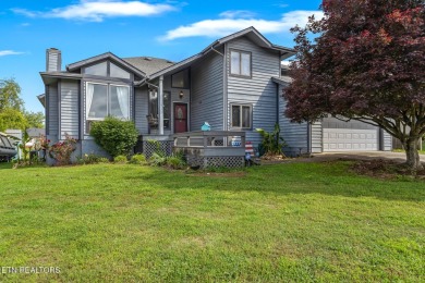Lake Home For Sale in Loudon, Tennessee